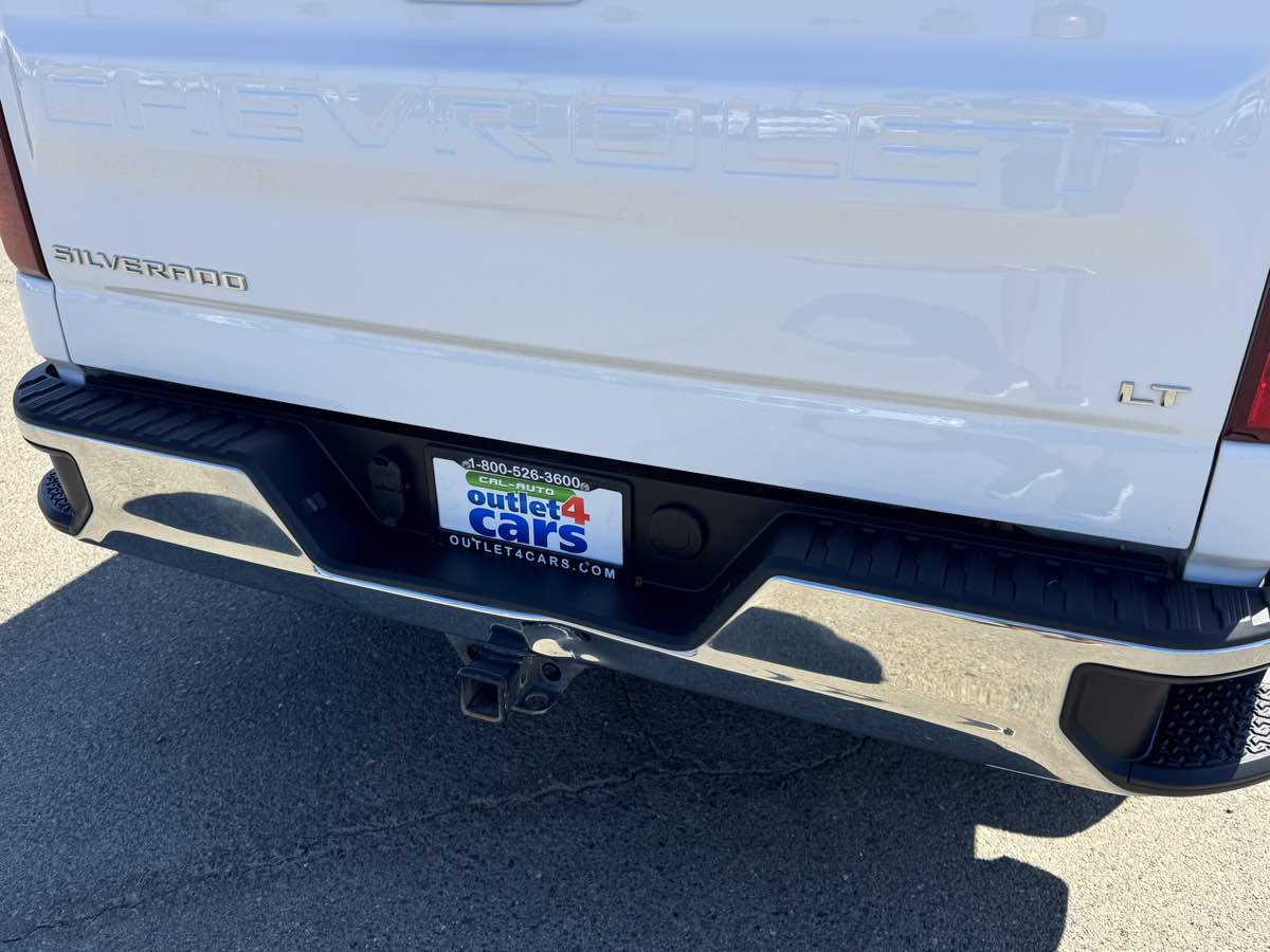Chevrolet Silverado photo 9