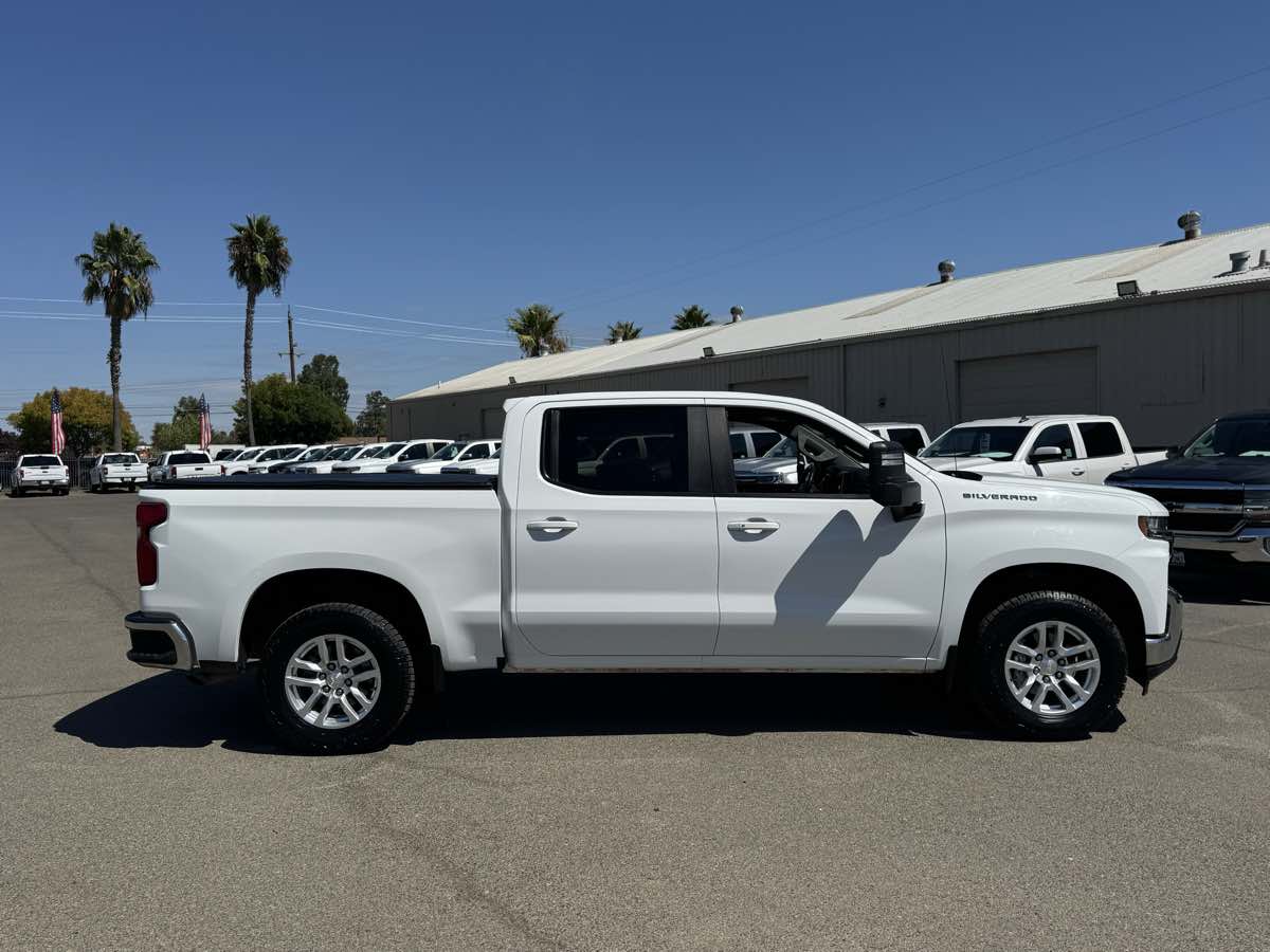 Chevrolet Silverado photo 12