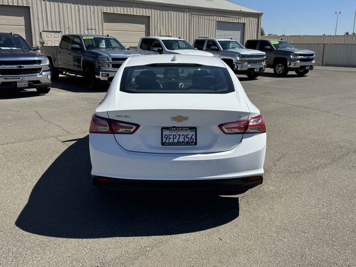 Chevrolet Malibu photo 8
