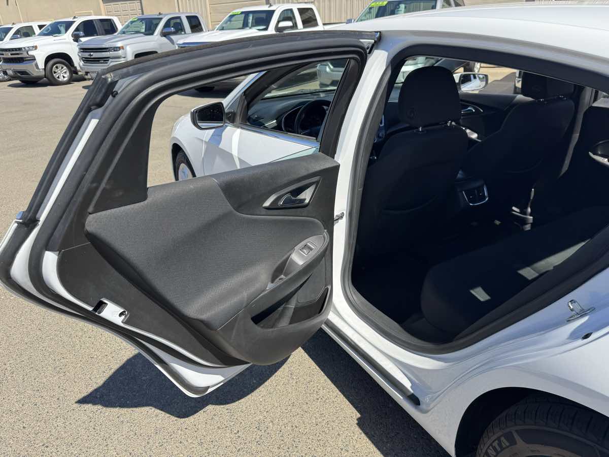 Chevrolet Malibu photo 19