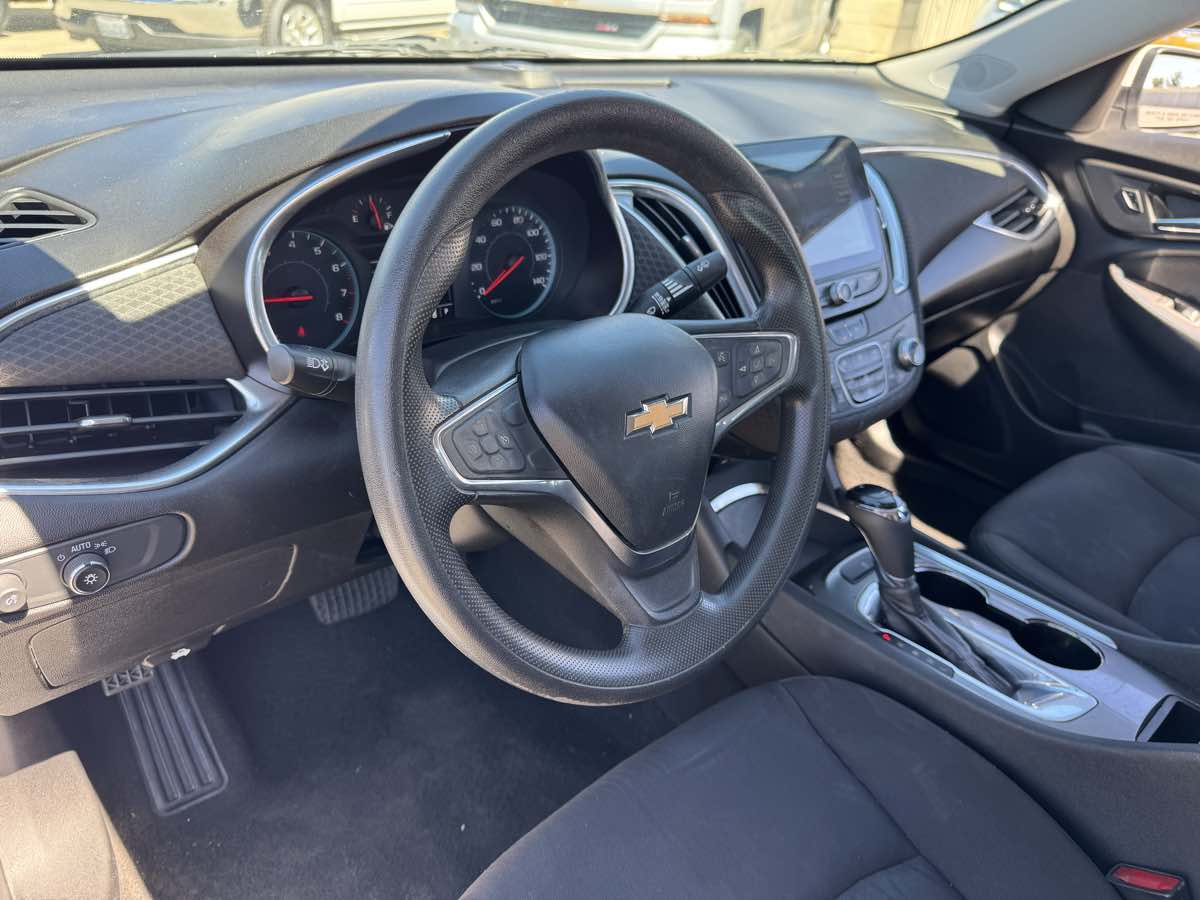 Chevrolet Malibu photo 23
