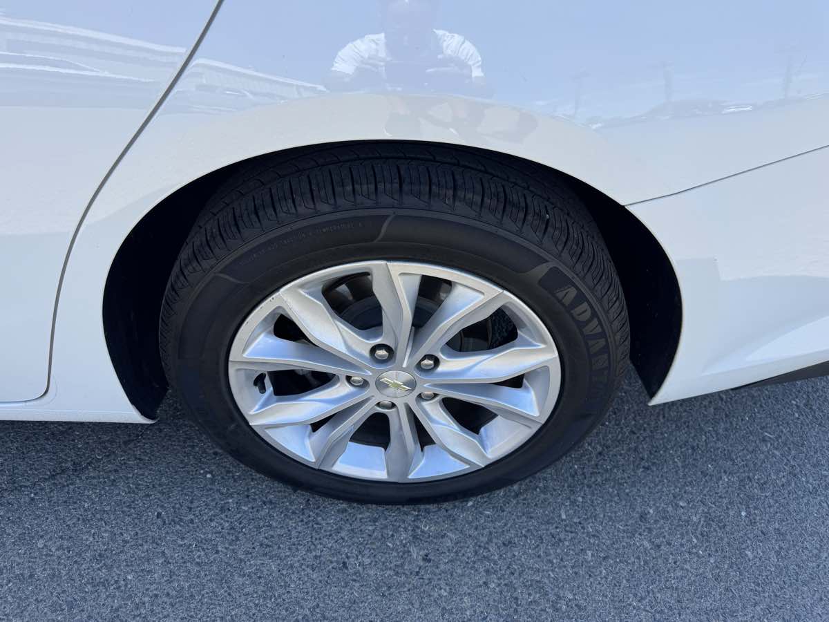 Chevrolet Malibu photo 36