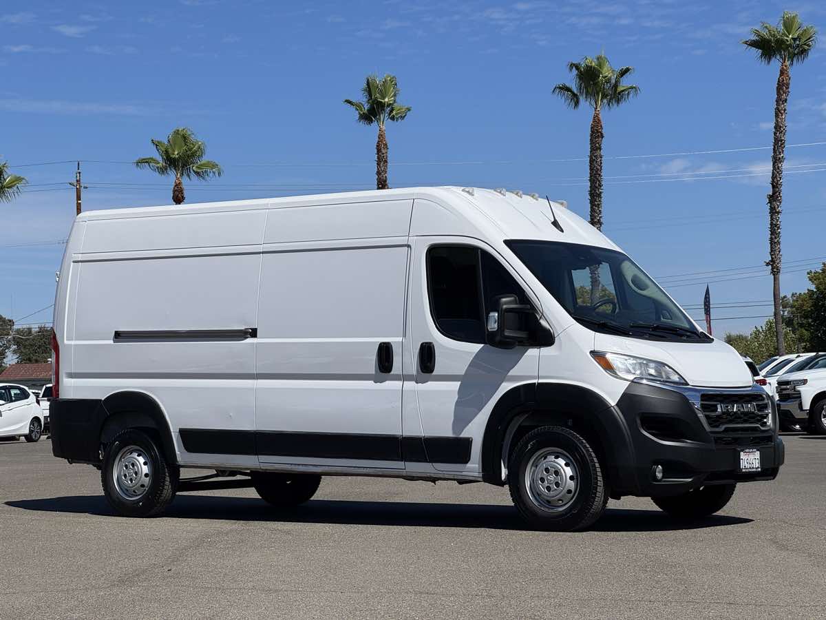 Ram Cargo Van photo 41