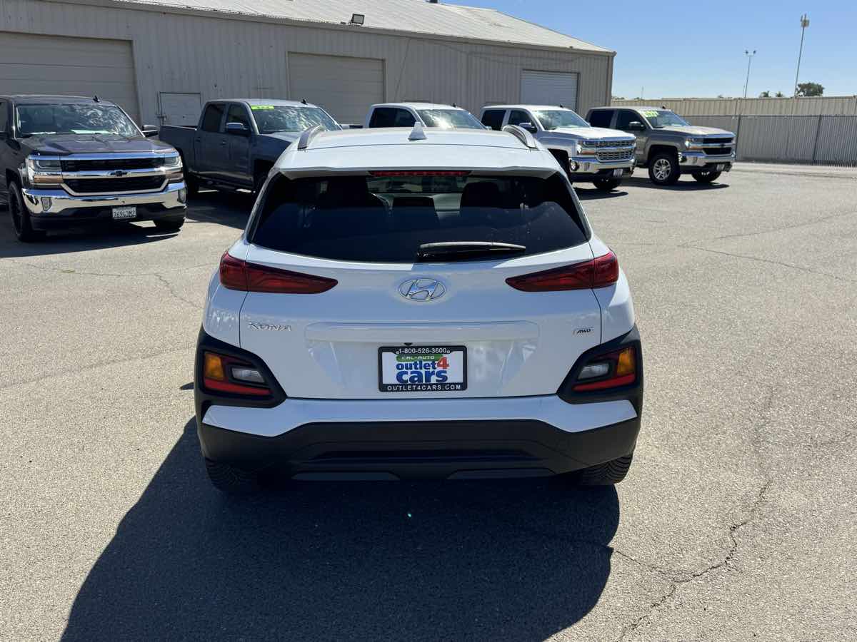 Hyundai Kona photo 8