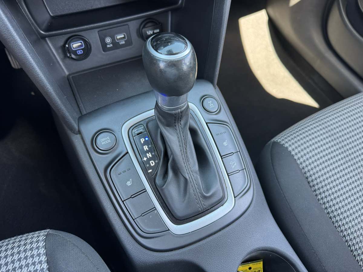 Hyundai Kona photo 32