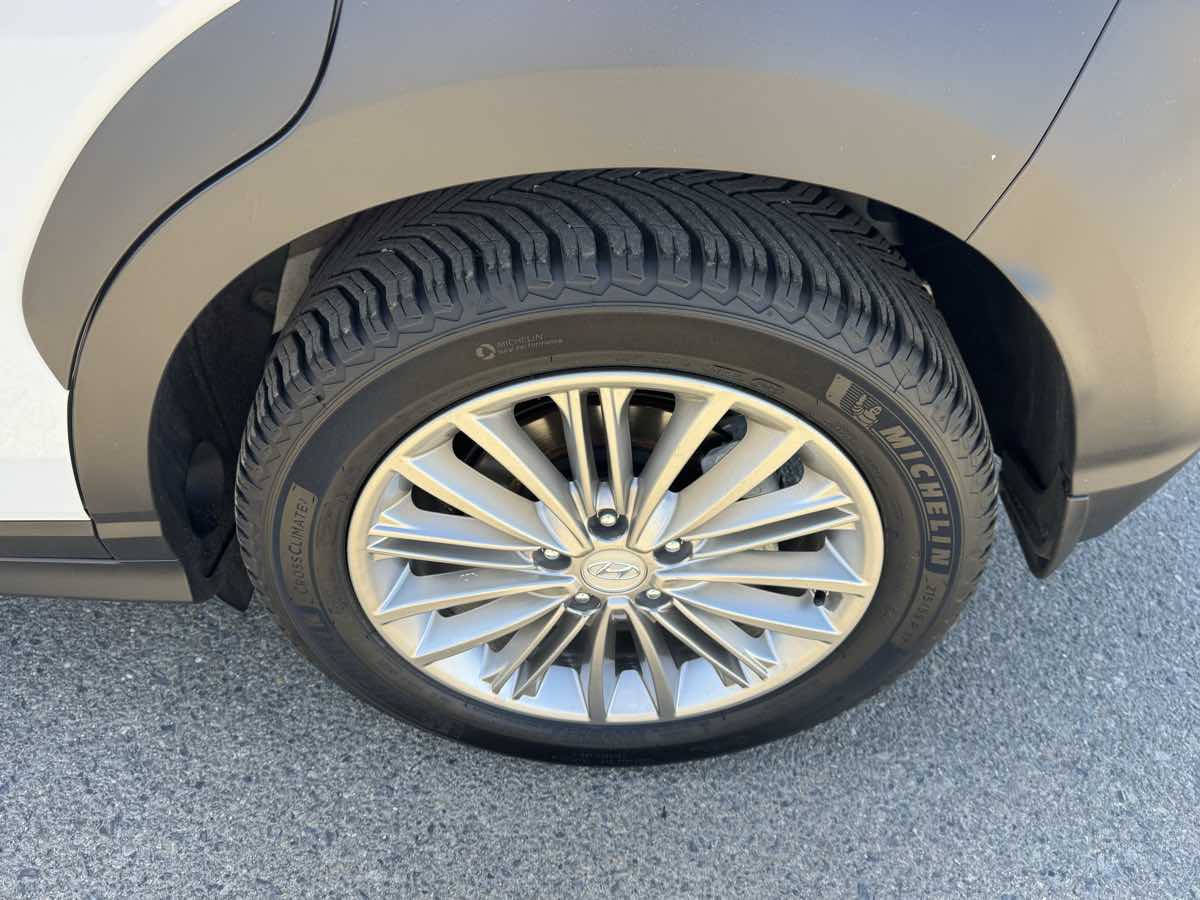Hyundai Kona photo 39
