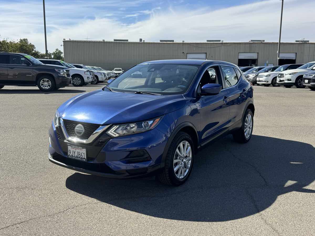 Nissan Rogue Sport photo 5