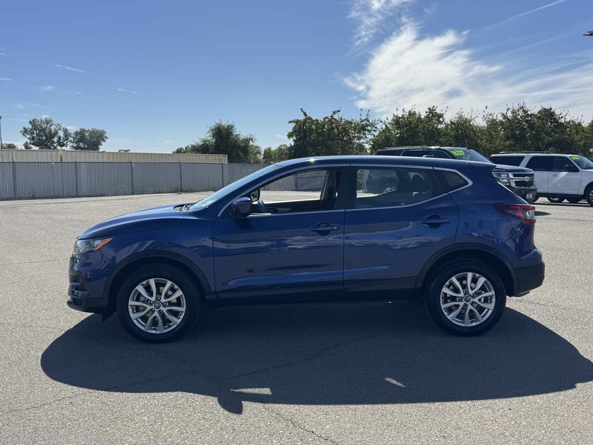 Nissan Rogue Sport photo 6
