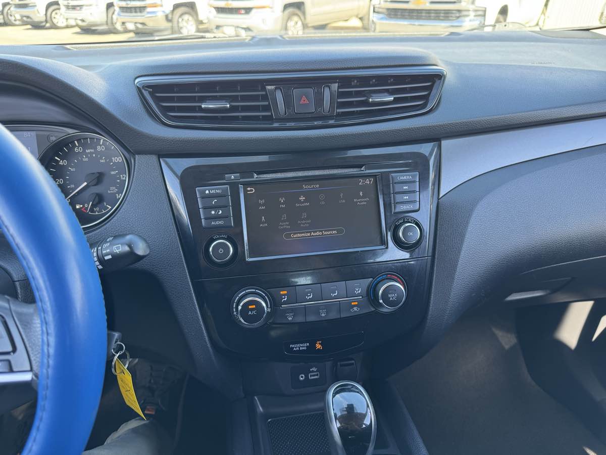 Nissan Rogue Sport photo 28