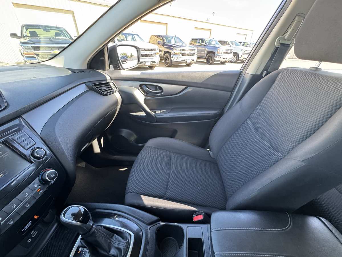 Nissan Rogue Sport photo 33