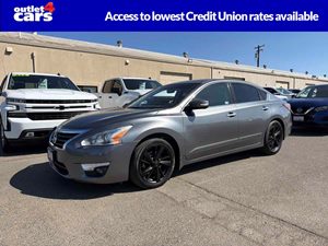 View 2015 Nissan Altima