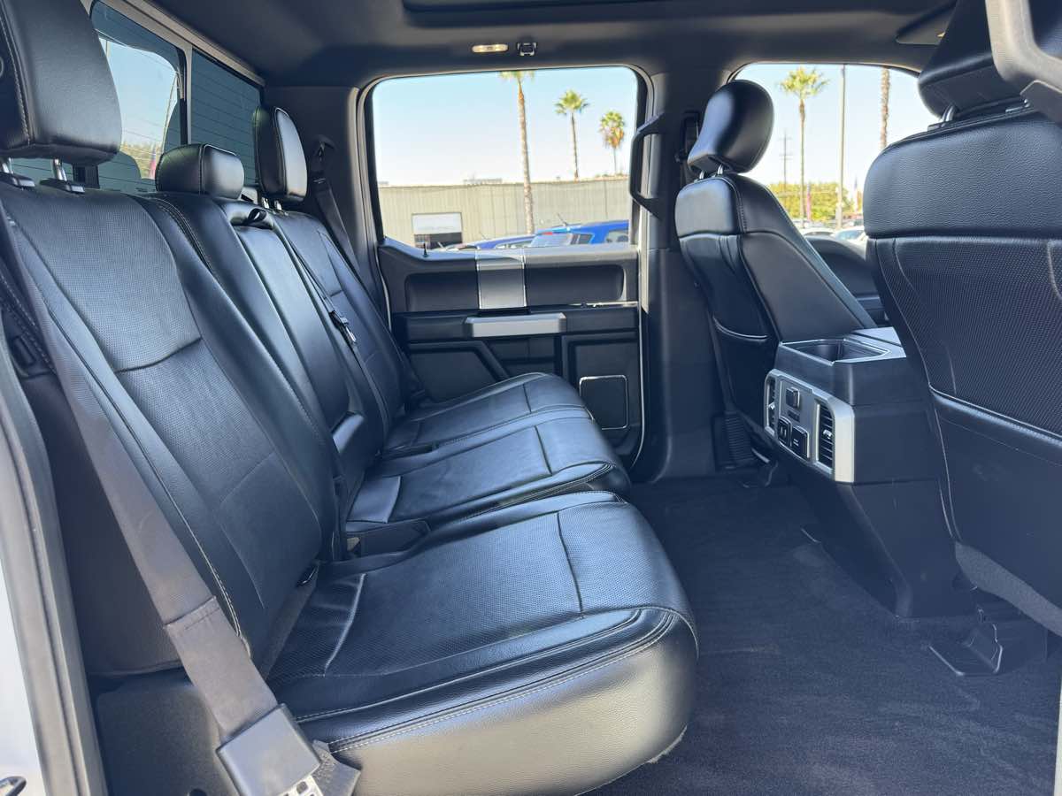 Ford F-150 photo 18