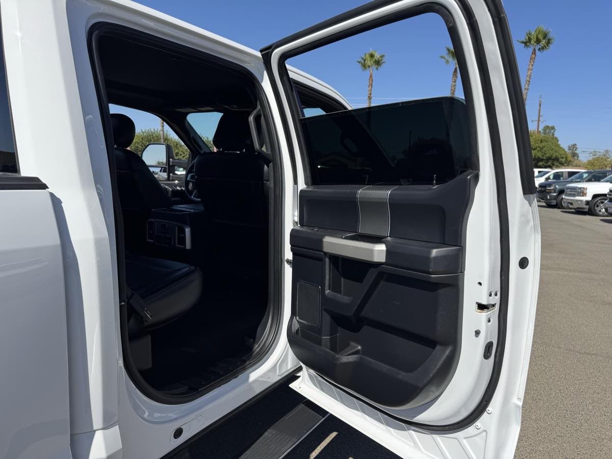 Ford F-150 photo 19
