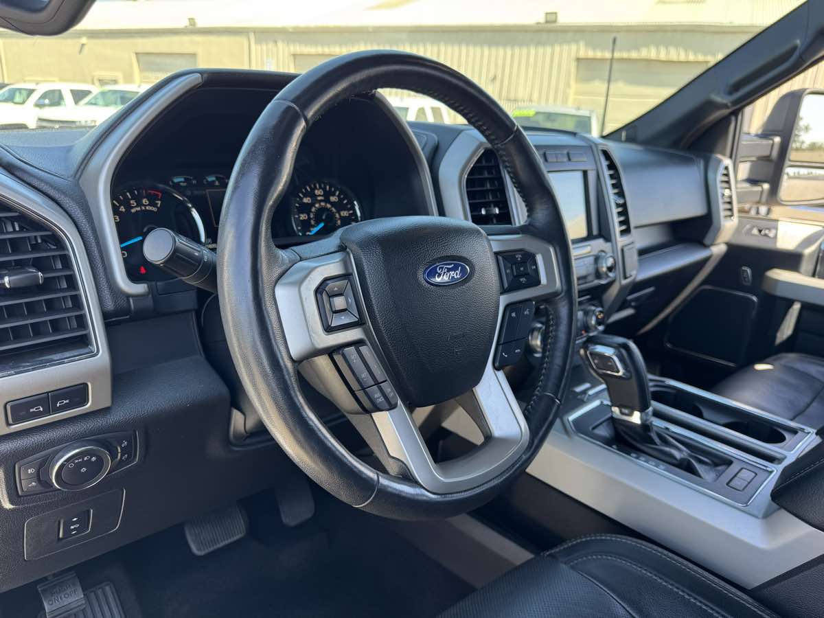Ford F-150 photo 26