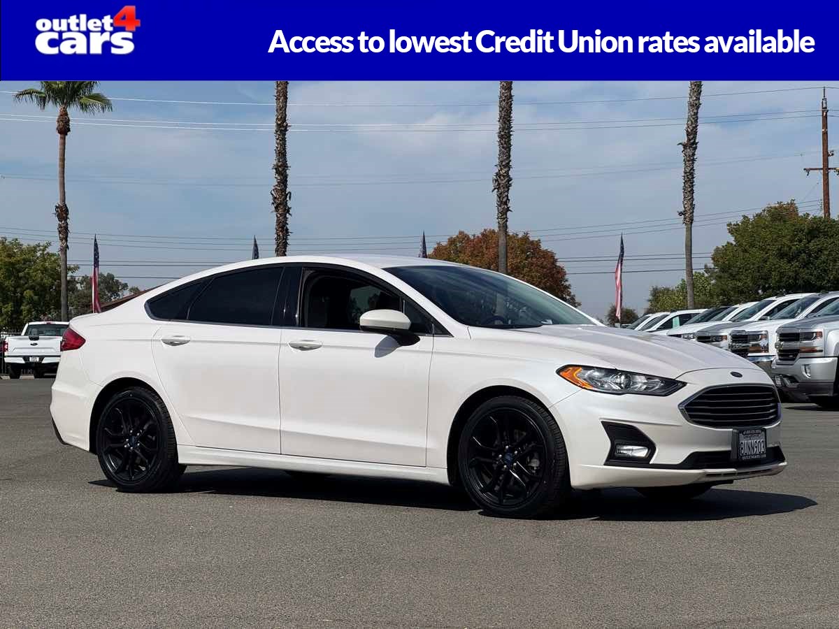 2020 Ford Fusion SE