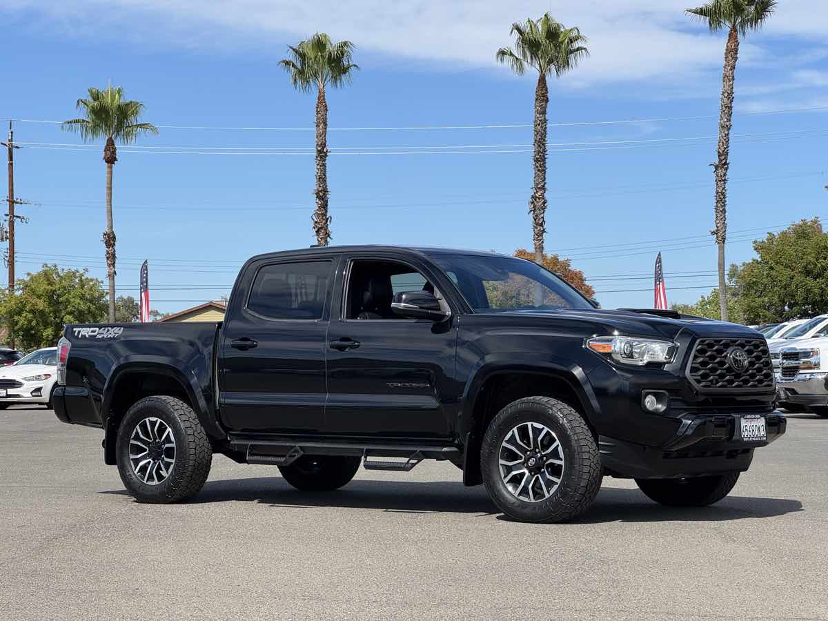 Toyota Tacoma photo 46