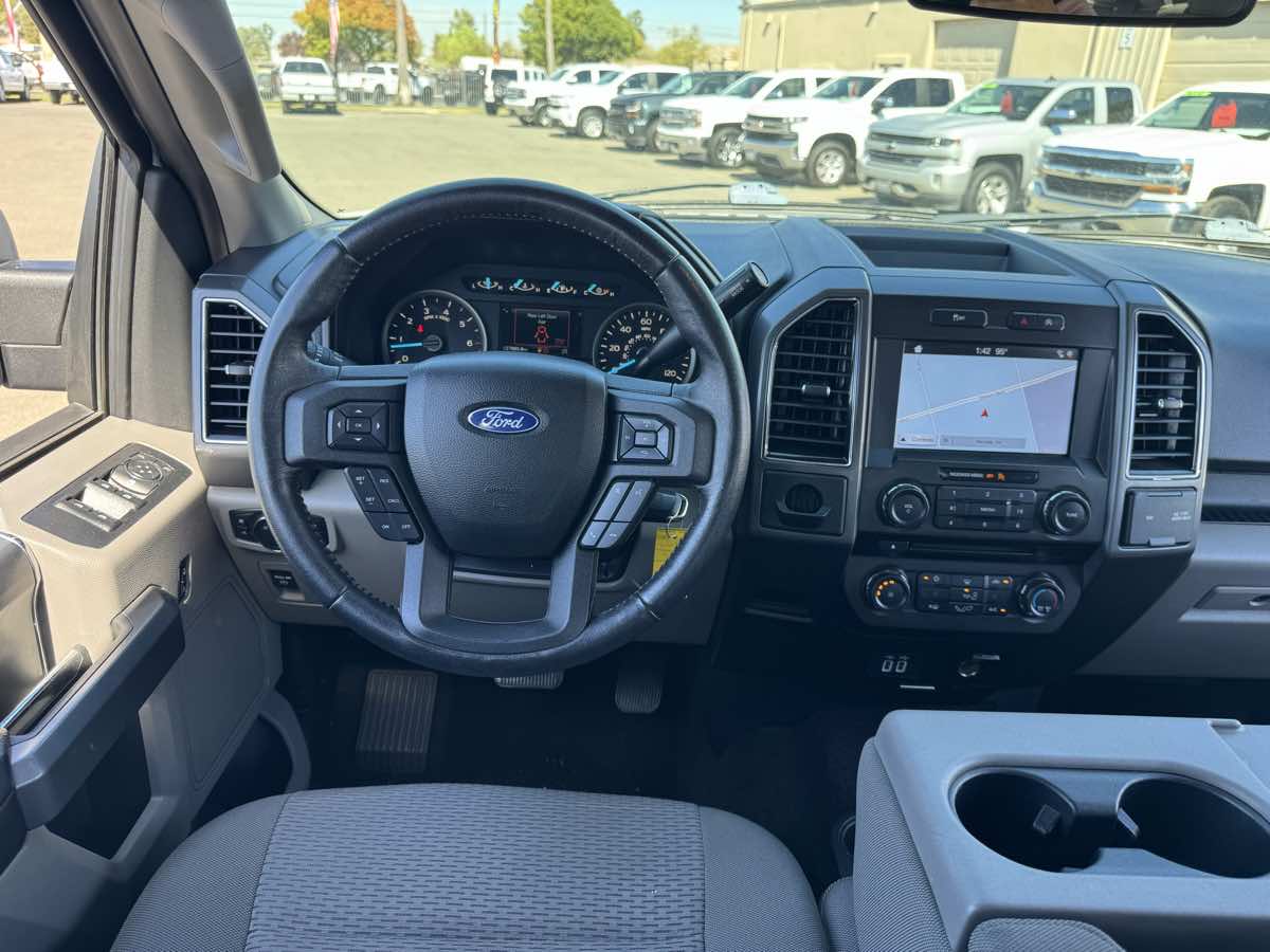 Ford F-150 photo 23