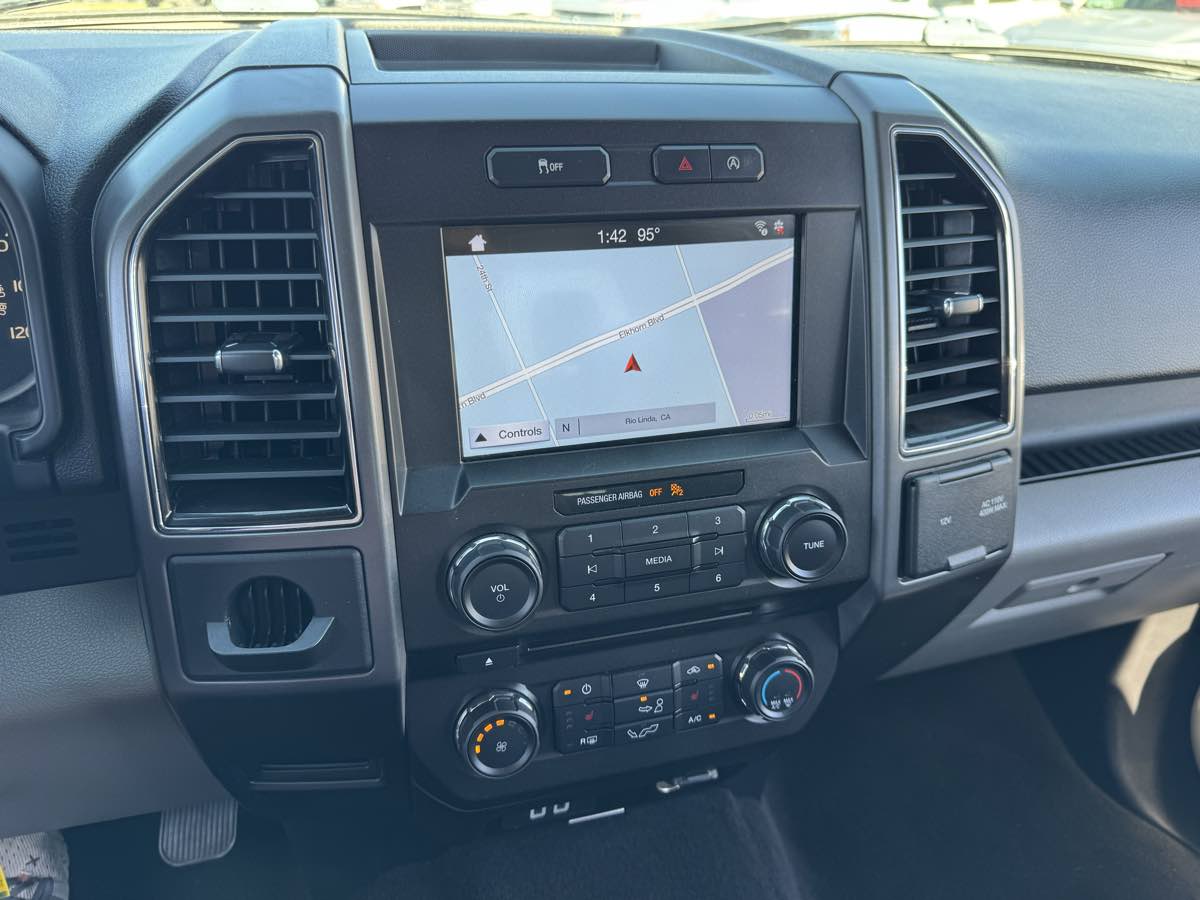 Ford F-150 photo 27