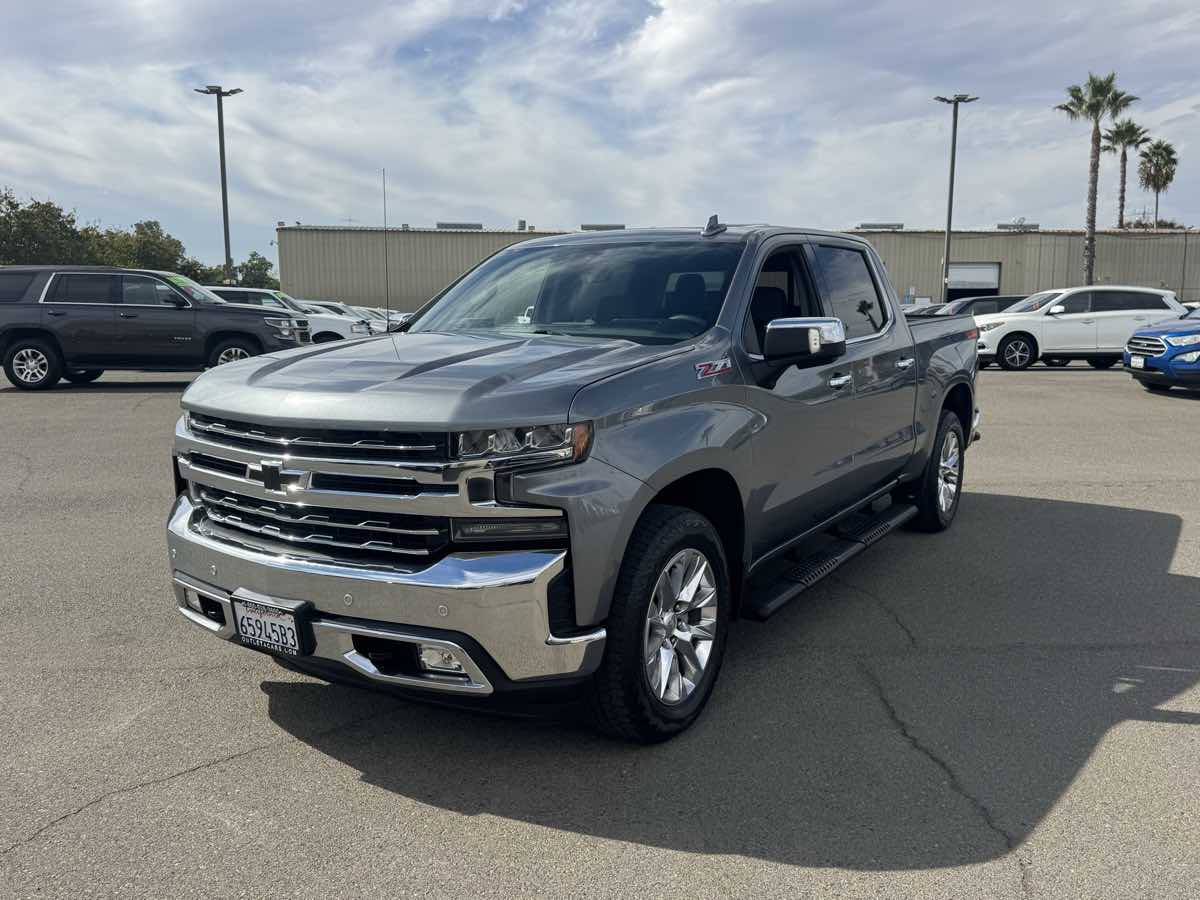 Chevrolet Silverado photo 5