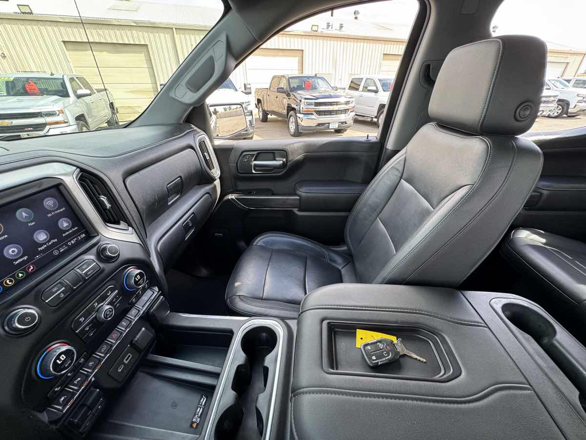 Chevrolet Silverado photo 38