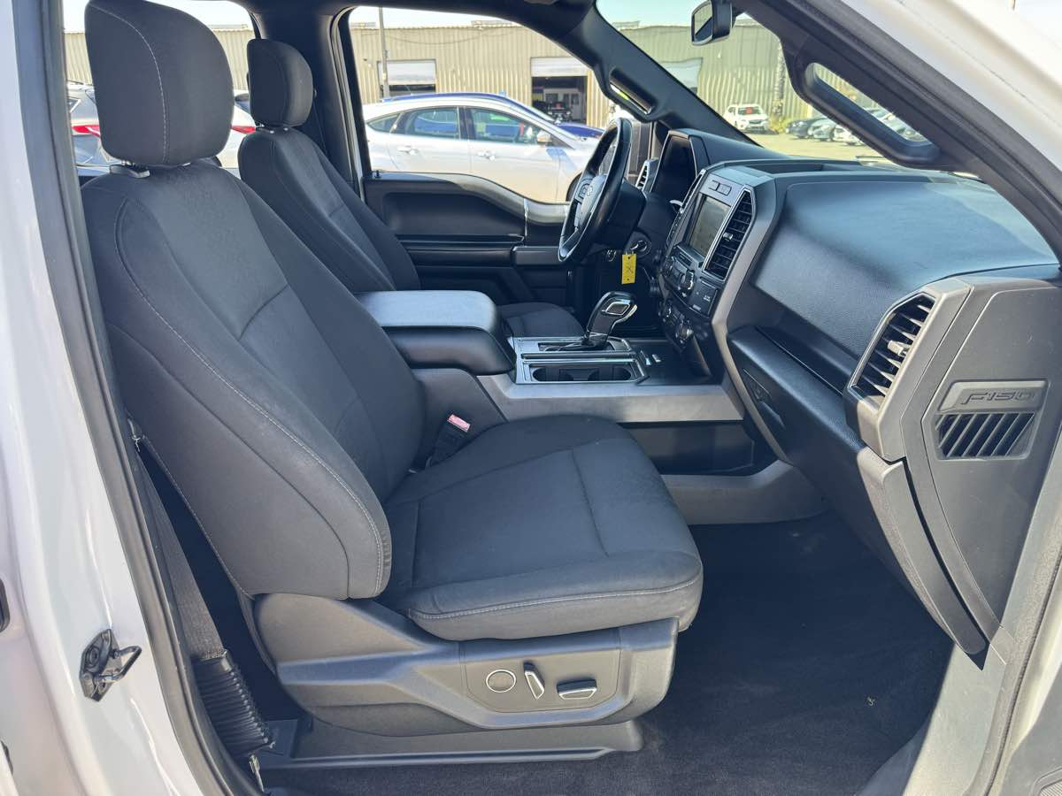 Ford F-150 photo 14