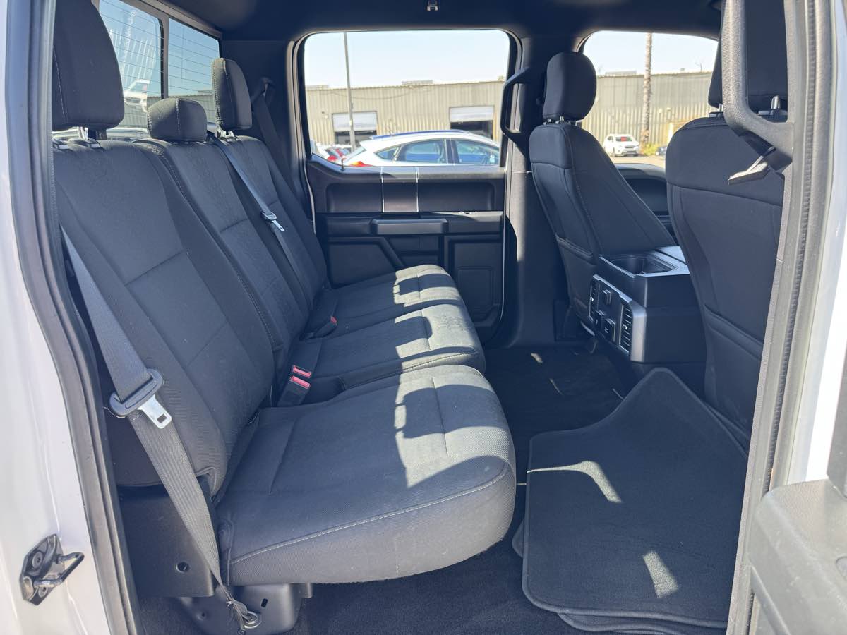 Ford F-150 photo 17