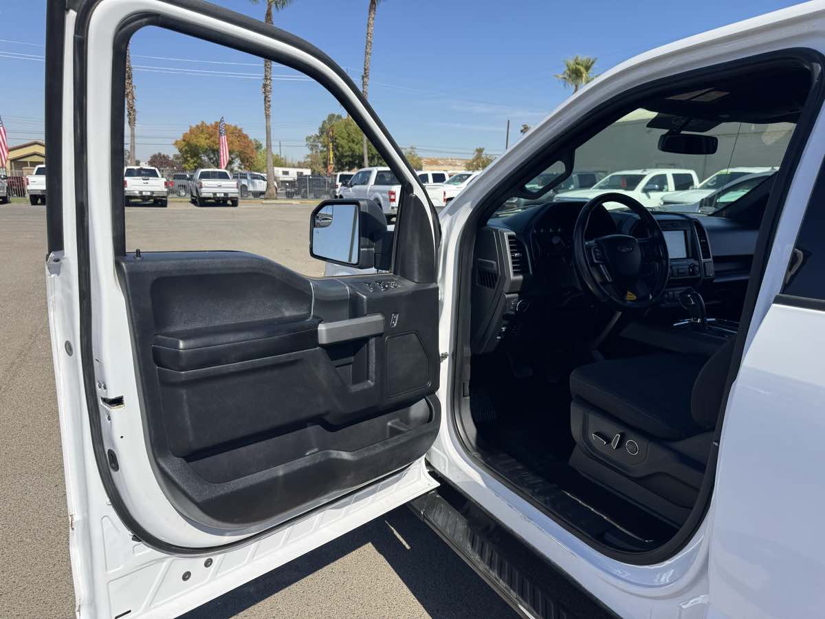 Ford F-150 photo 22