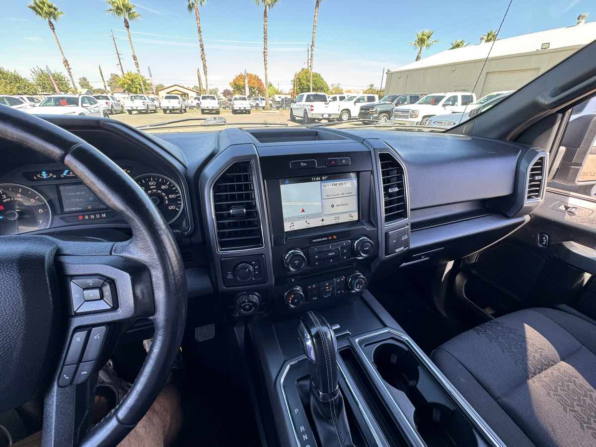 Ford F-150 photo 26