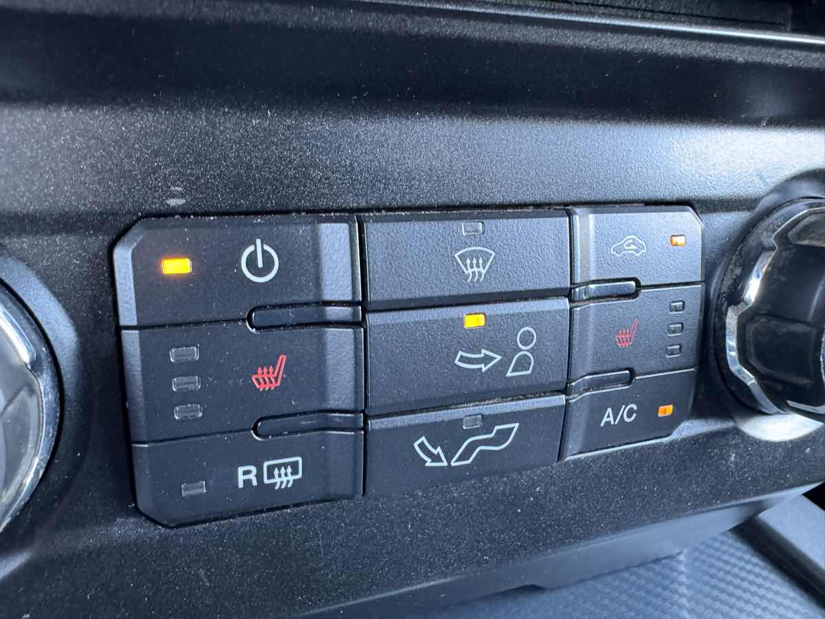 Ford F-150 photo 31