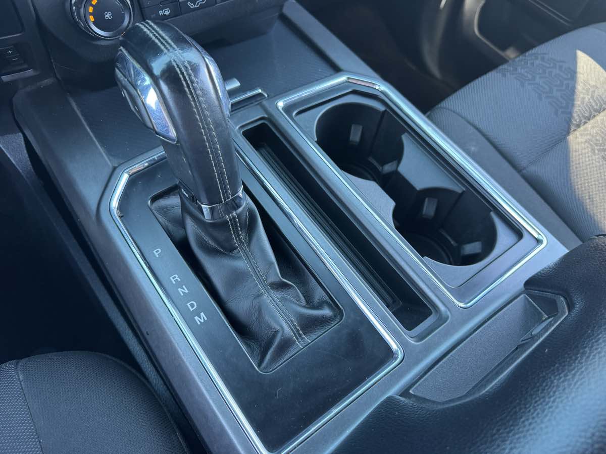 Ford F-150 photo 33