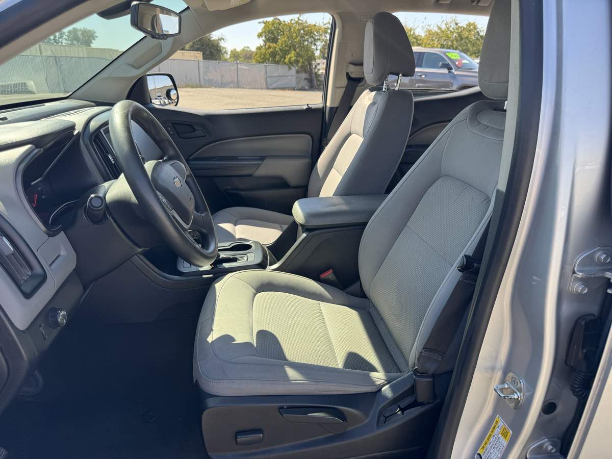 Chevrolet Colorado photo 21