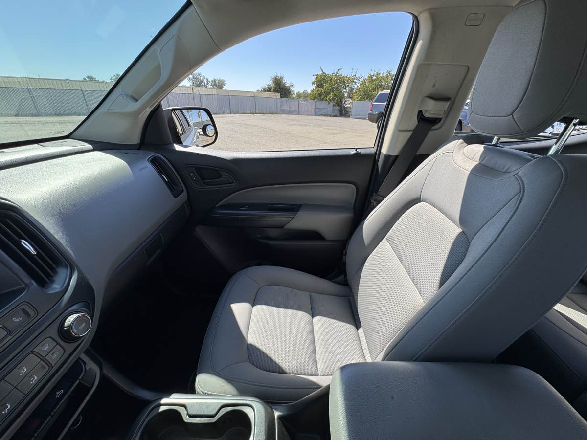 Chevrolet Colorado photo 32