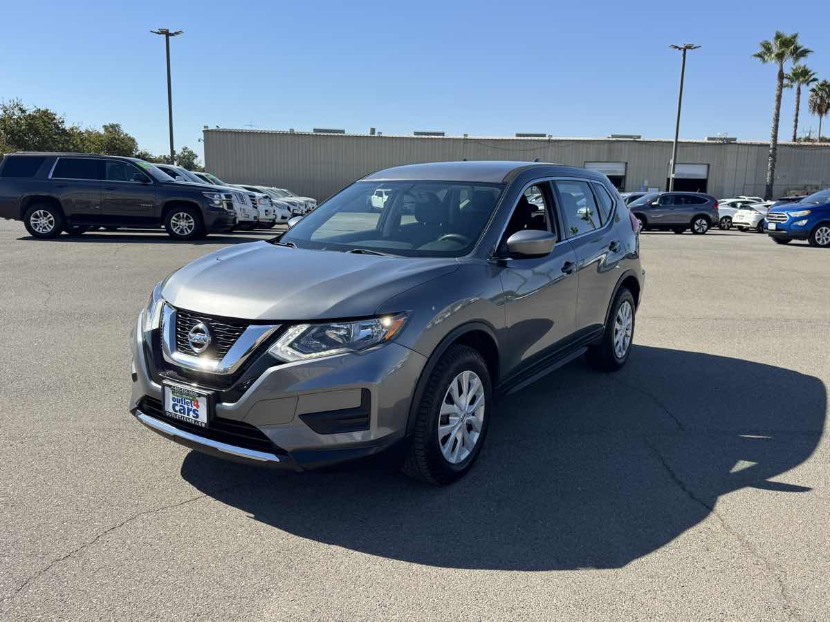 Nissan Rogue photo 5