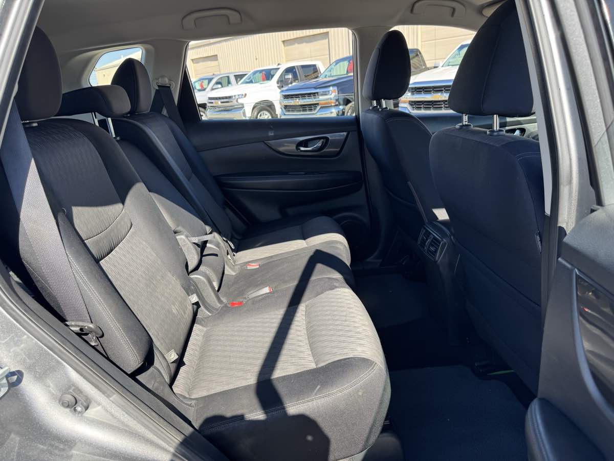 Nissan Rogue photo 15