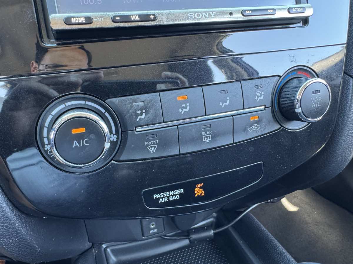 Nissan Rogue photo 26