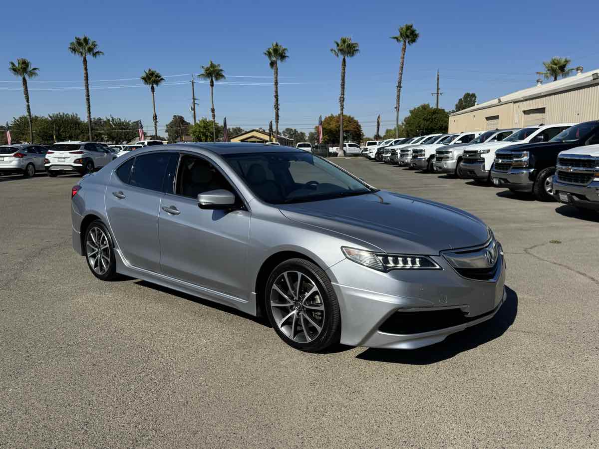 Acura TLX photo 11