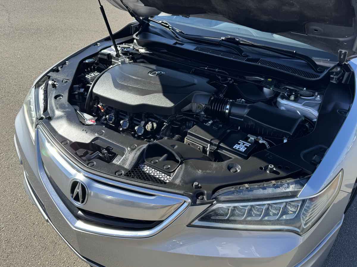Acura TLX photo 43