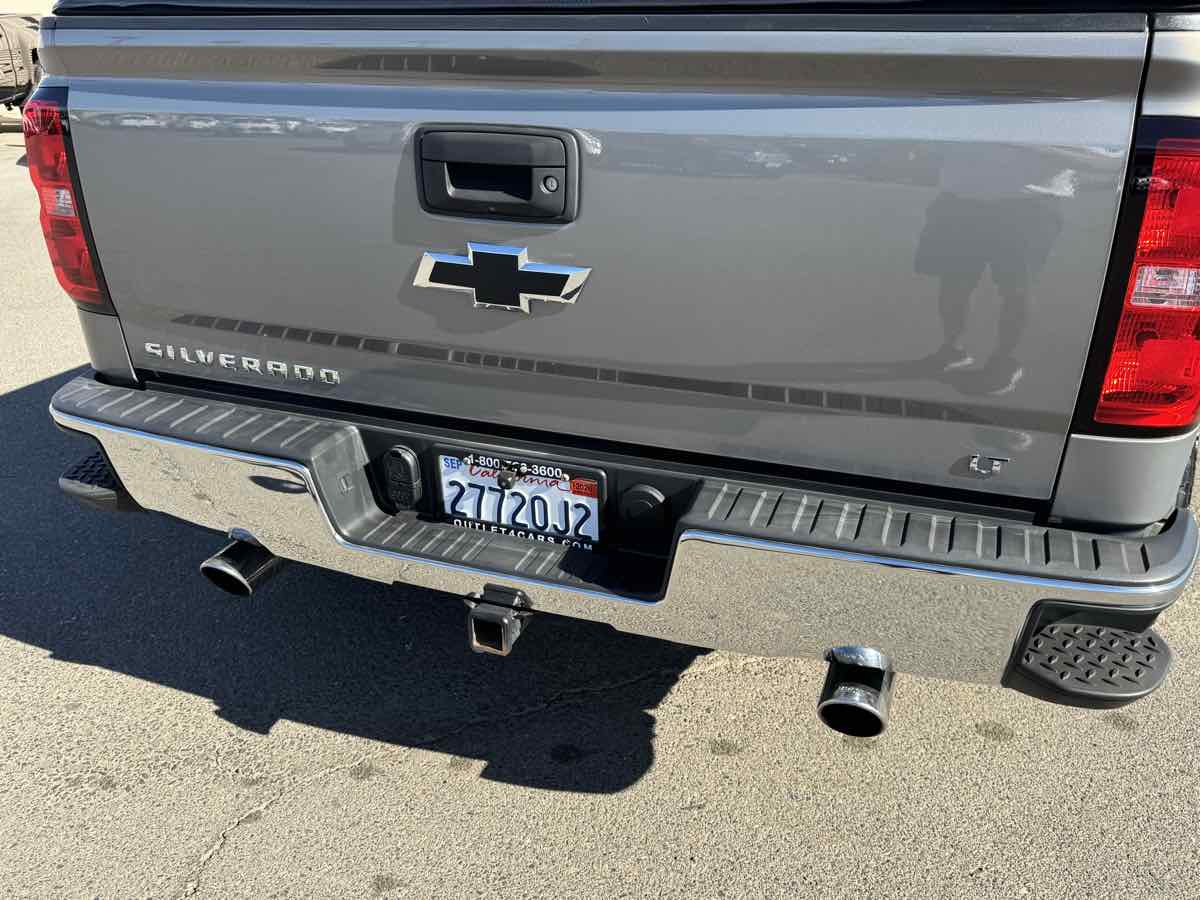 Chevrolet Silverado photo 9