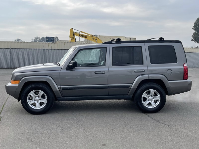 Sold 2007 Jeep Commander Sport 4X4 in Rio Linda