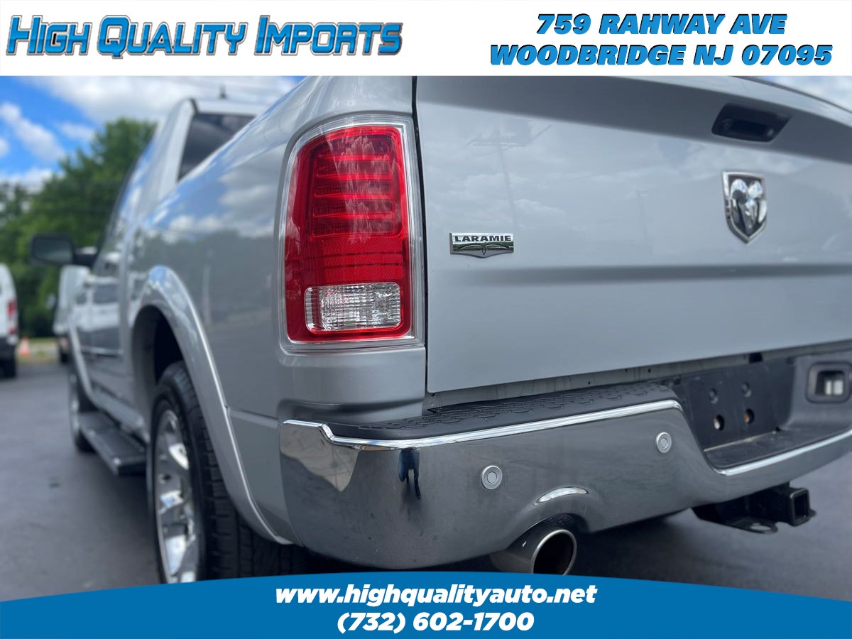 2017 Ram 1500 Laramie photo 10