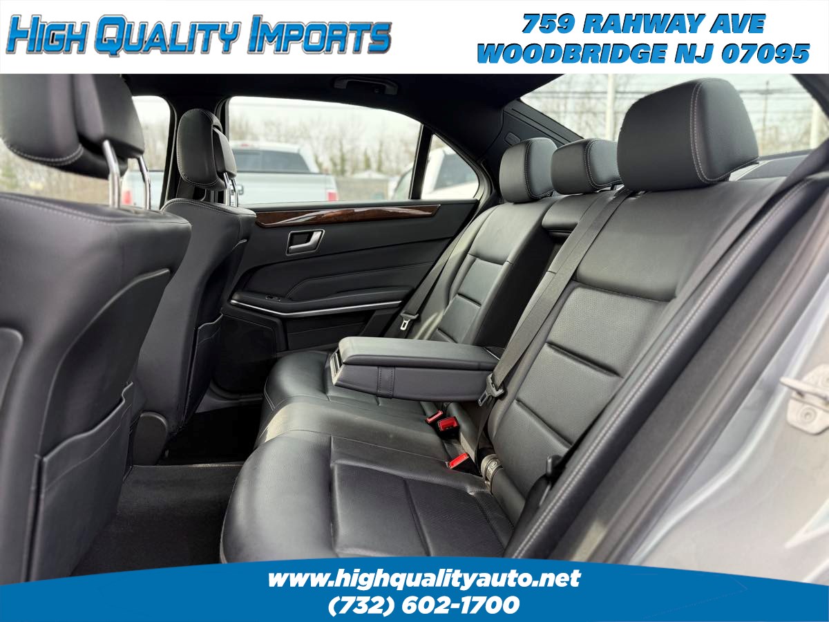 2014 Mercedes Benz E 4MATIC Sport Sedan photo 16