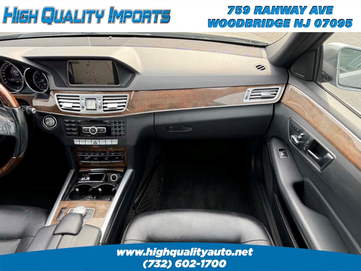 2014 Mercedes Benz E 4MATIC Sport Sedan photo 31