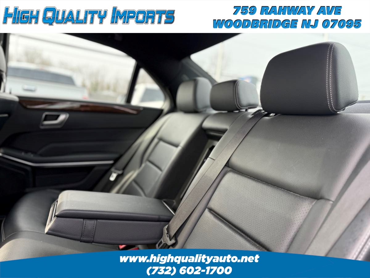 2014 Mercedes Benz E 4MATIC Sport Sedan photo 40