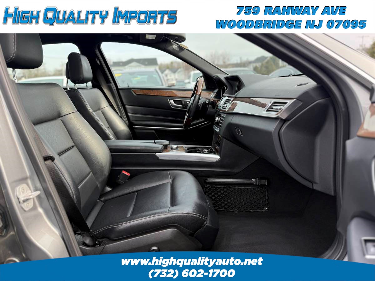 2014 Mercedes Benz E 4MATIC Sport Sedan photo 22