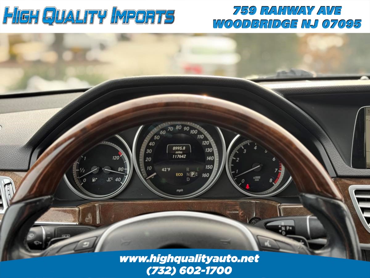 2014 Mercedes Benz E 4MATIC Sport Sedan photo 27