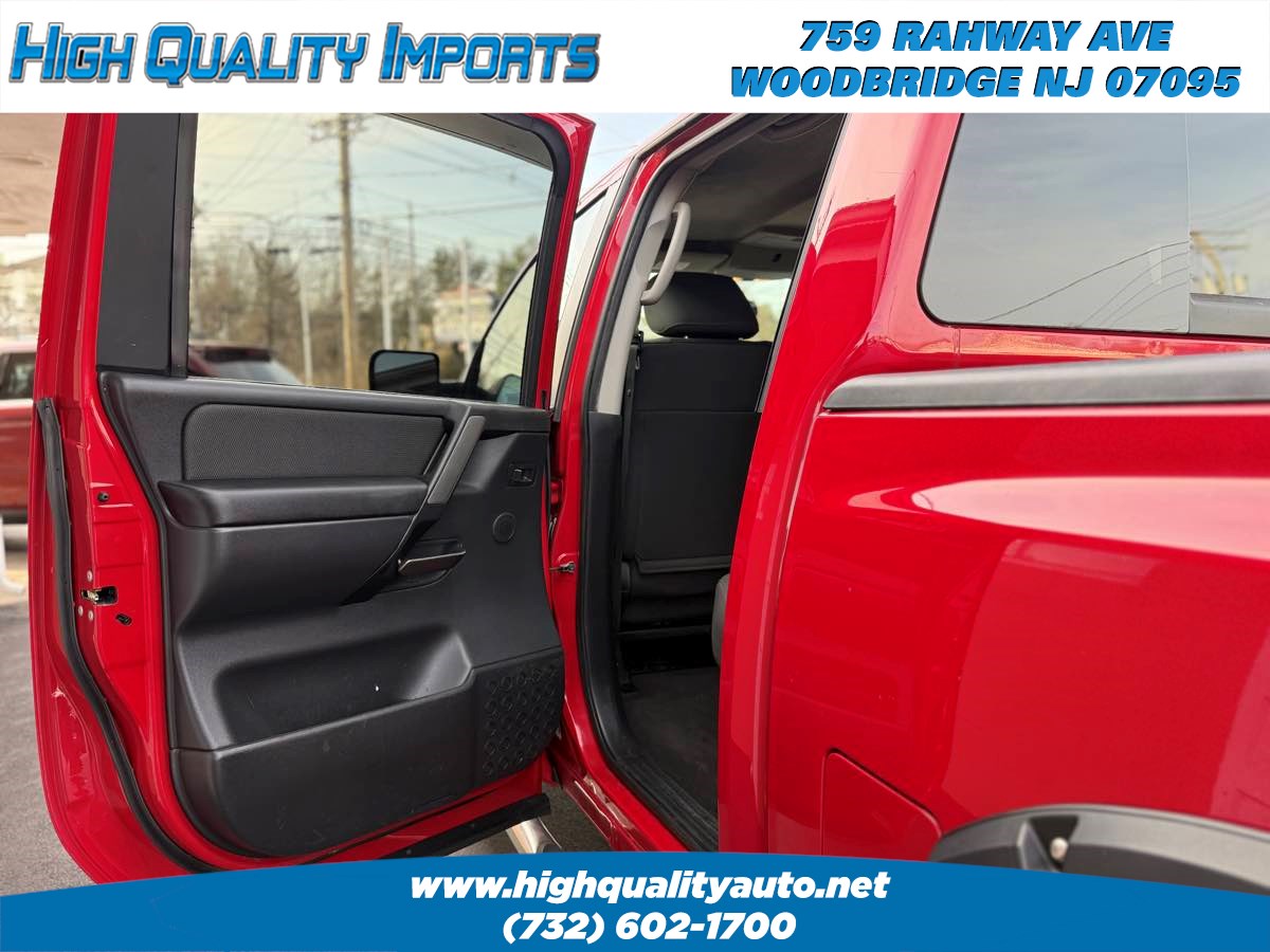 2012 Nissan Titan S photo 15