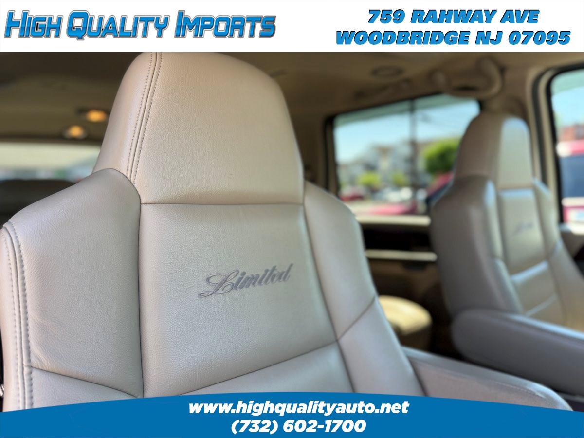 2004 Ford Excursion Limited photo 41