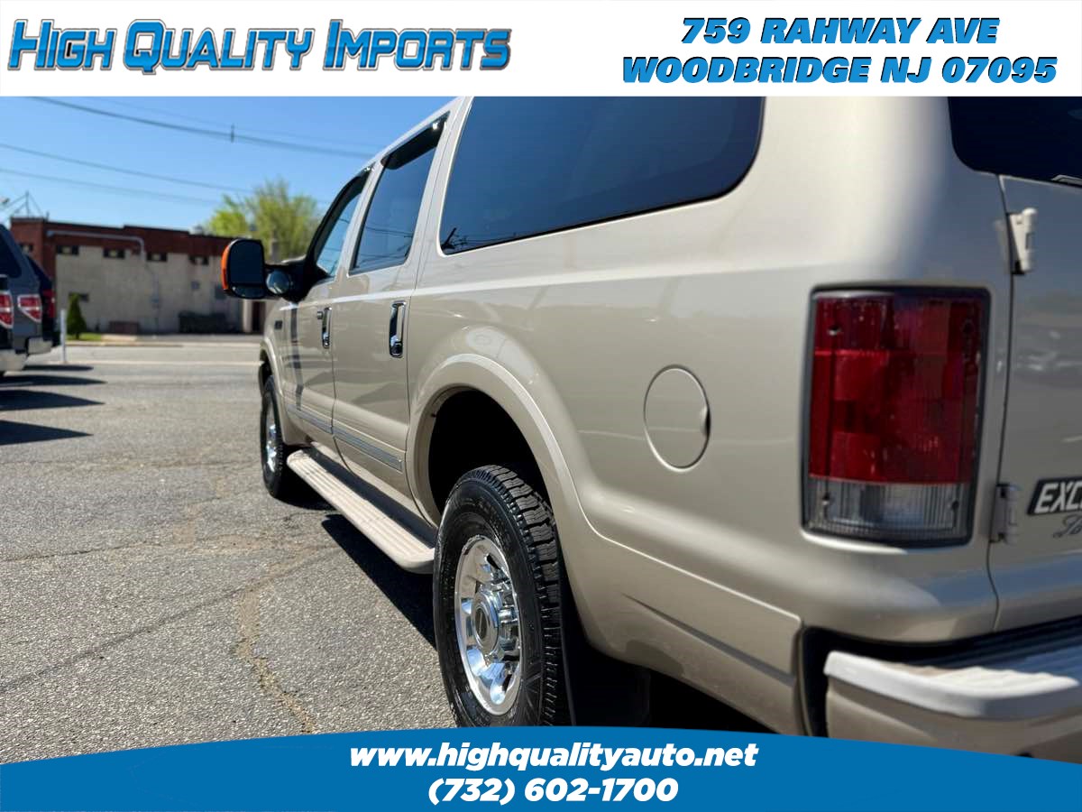 2004 Ford Excursion Limited photo 10