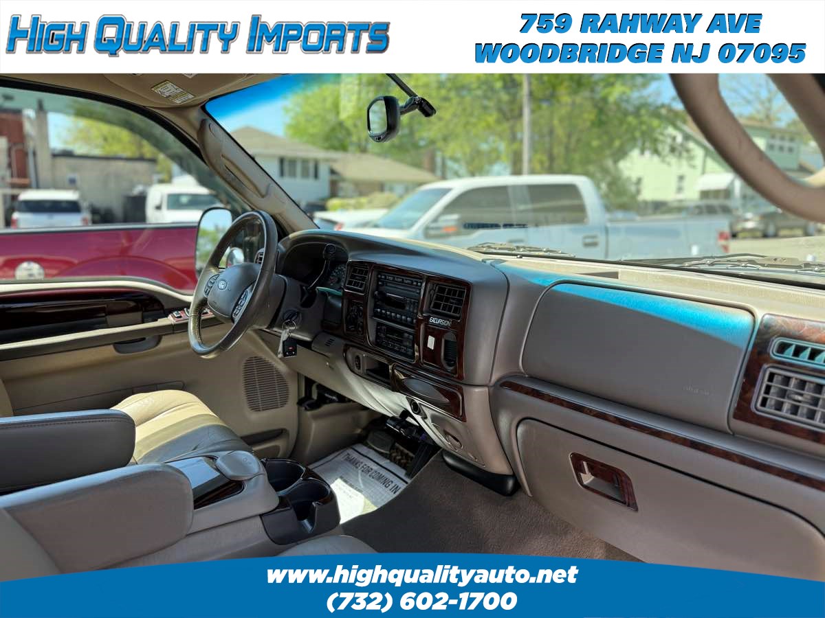 2004 Ford Excursion Limited photo 35