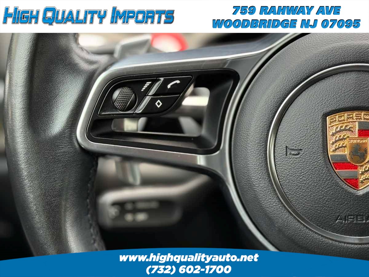 2015 Porsche Cayenne S photo 36